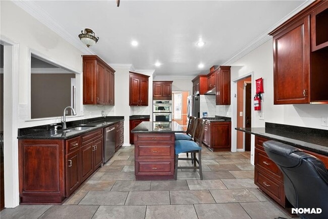 Photo - 3962 Sweetwater Pkwy