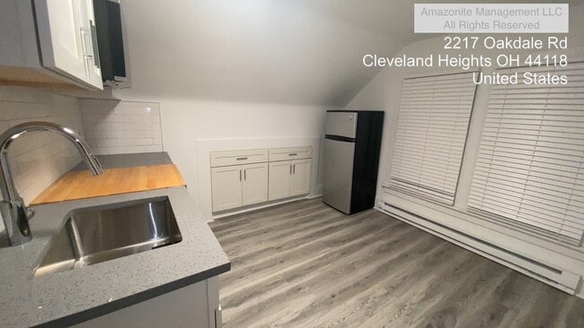 Photo - 2217 Oakdale Rd