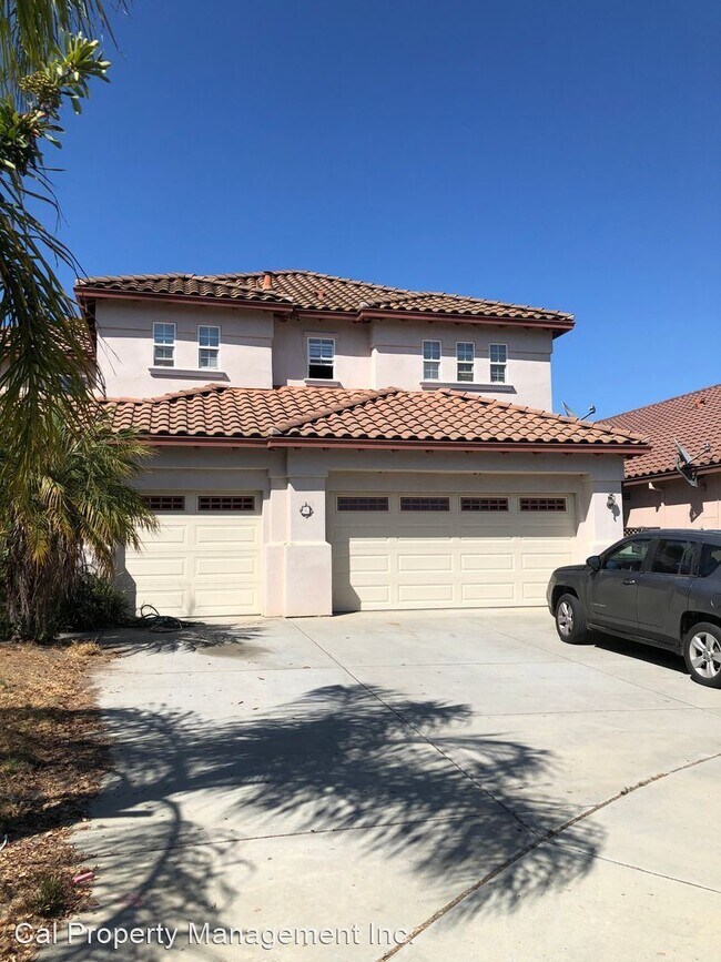 5 br, 3 bath House - 6 Hidden Creek Circle - 5 br, 3 bath House - 6 Hidden Creek Circle