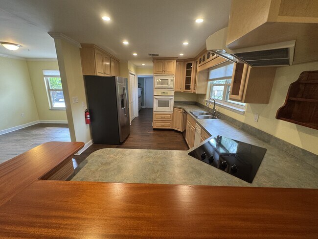 Photo - 234 Wava Ave