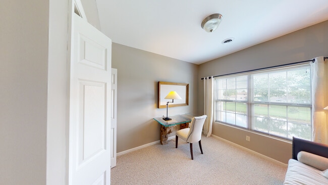 Park Lane South Apartments