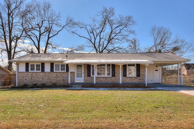 Building Photo - 1709 Forest Creek Ct