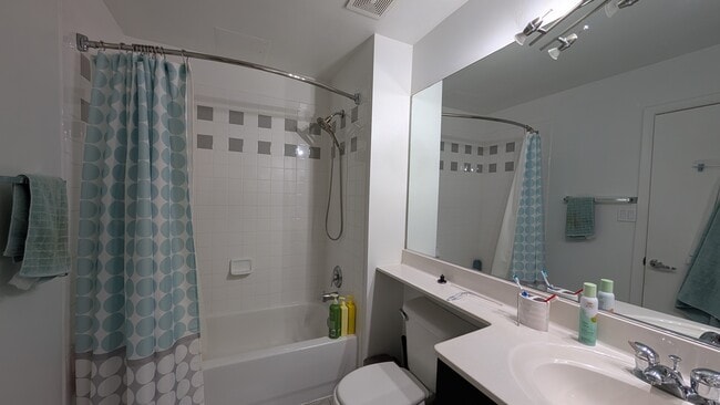 Photo - 1300 N St NW Unit 10