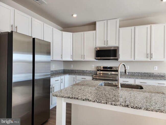 Photo - 327 Baker Dr