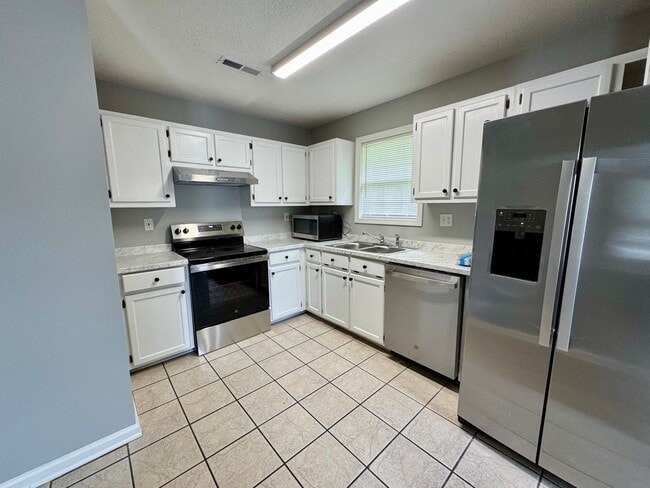 Photo - 809 Keller Ln Apartment Unit D