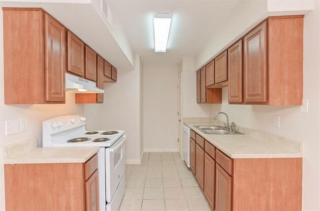 Photo - 8201 Richmond Ave. Unit True