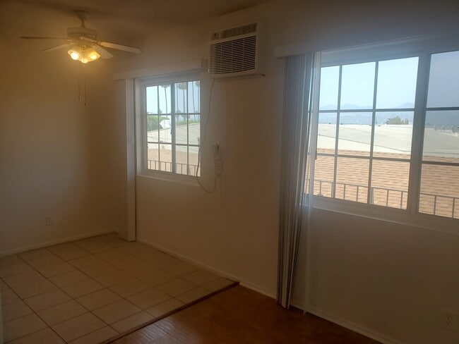 Photo - 1128 Raymond Ave Unidad 6