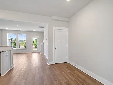 Photo - 6034 Tavener Dr
