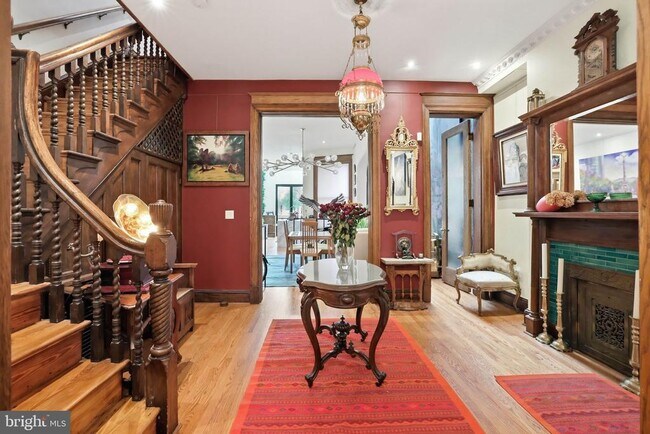 Photo - 2310 1st St NW