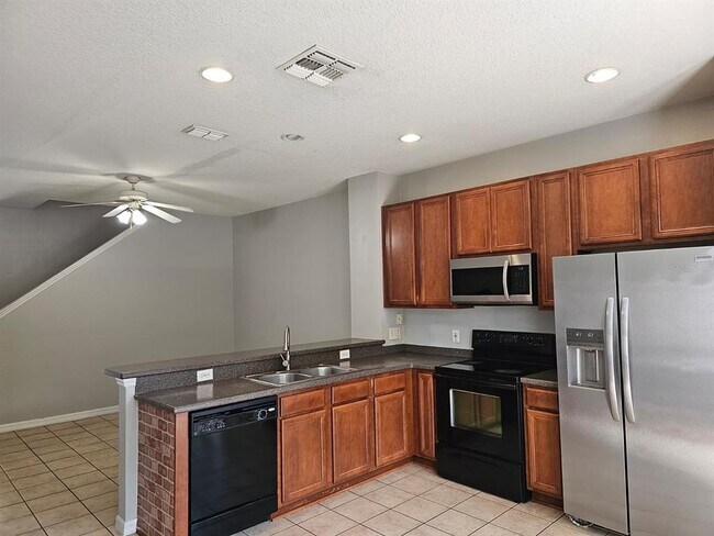 5116 Dominica Dr