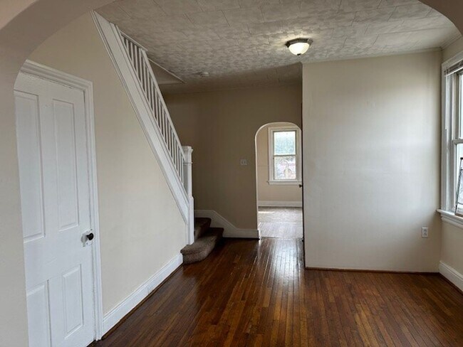 Photo - Steelton Highspire School District 3 Bedro...