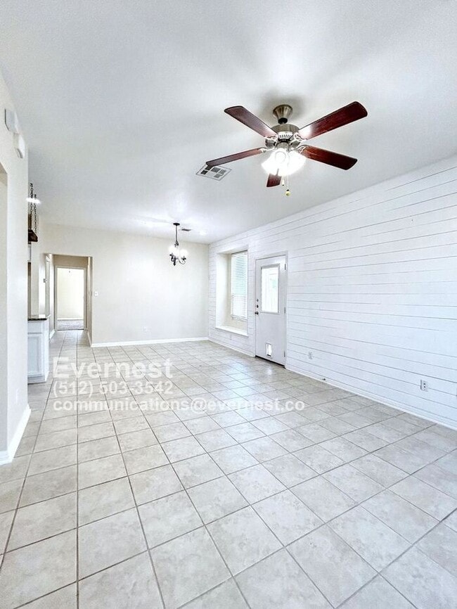 Building Photo - 139 Wainscot Oak Wy Rental