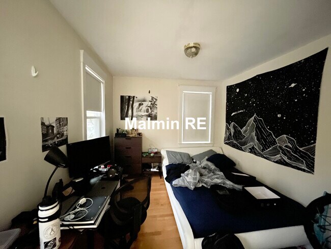 Photo - 27 Iroquois St Unit 1