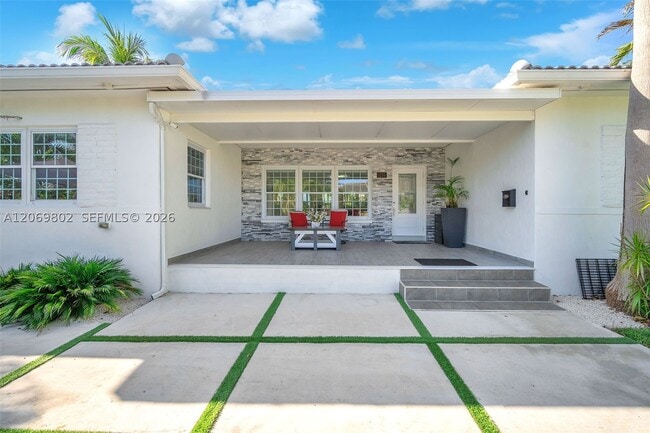 Photo - 1235 NE 88th St