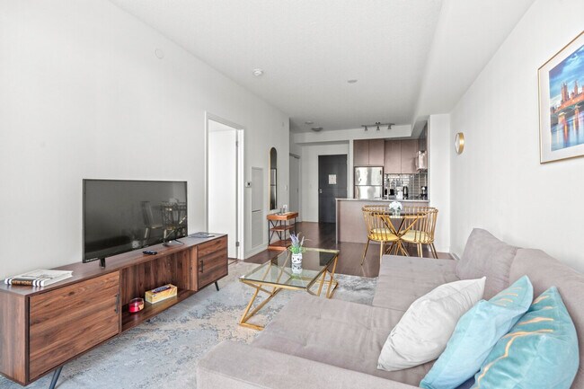 Photo - 50 Dunfield Ave Unit ID1345944P