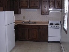 Kitchen - Plymouth Lane Apartments
