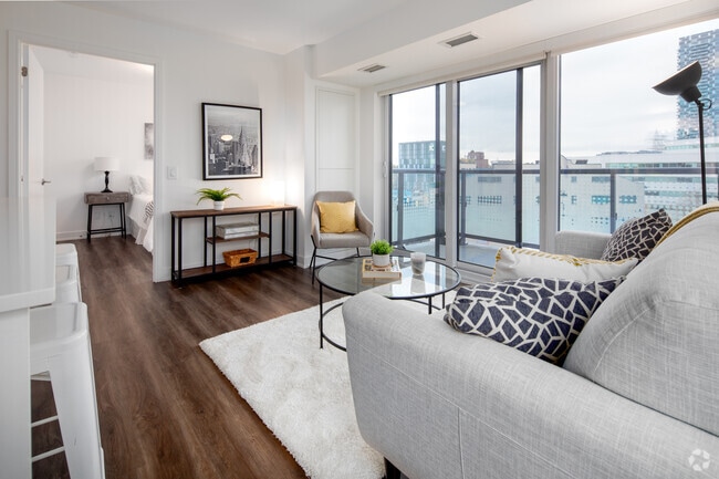 2 Bdrm - 20 Samuel Wood