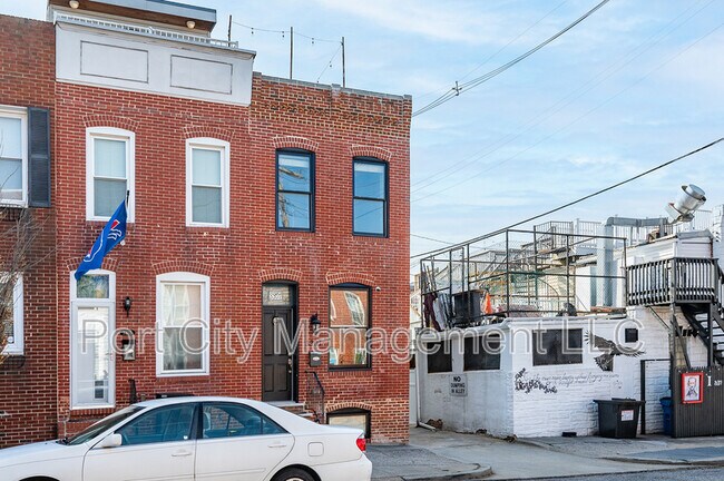 Photo - 3301 Fleet St
