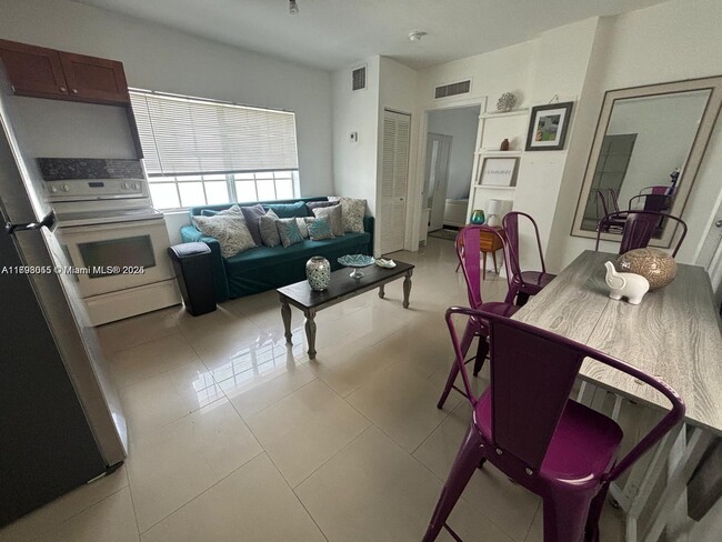 Photo - 6966 Byron Ave Apartment Unit 202