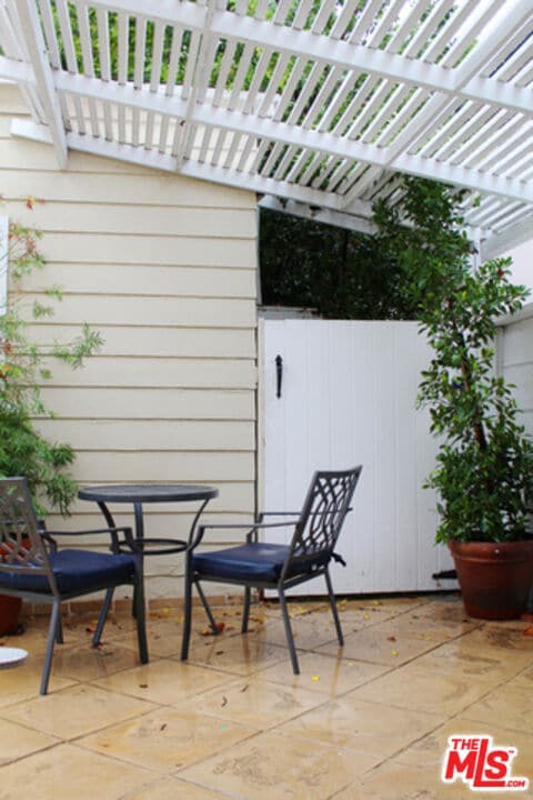 Photo - 900 N Gardner St Unit 7463