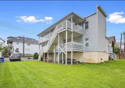 Building Photo - 1202 W Elm St Unit 1E