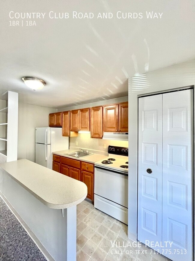 Photo - 671 Country Club Rd Unit D