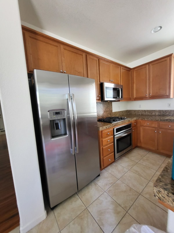 Photo - 949 Mason Ct