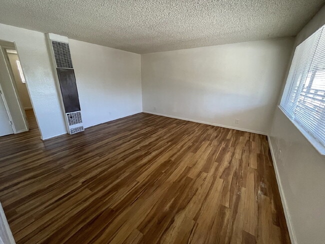 Photo - Woodside Drive Apartment In Carson City Unidad 3