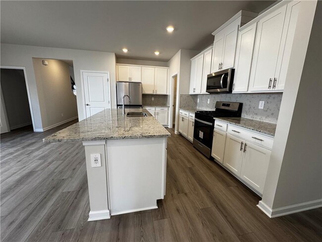 Photo - 2357 Whitworth St