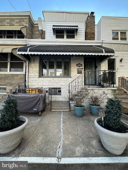 Building Photo - 3017 S 15th St