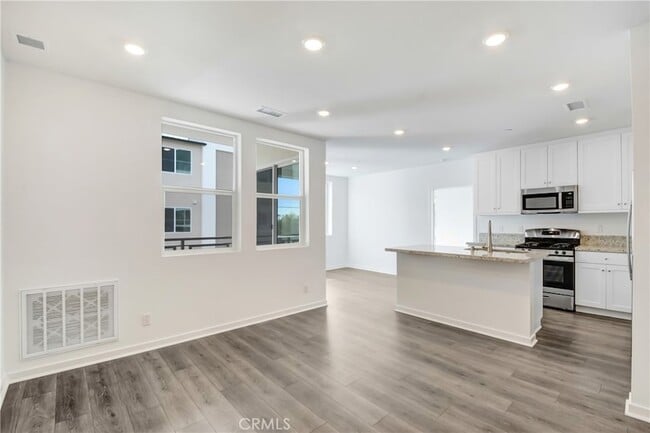 Photo - 4127 E Cir Paseo Unidad 202