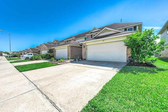 Photo - 4502 Park Trail Ln