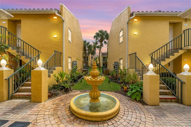 Building Photo - 1140 Lake Shore Dr Unit 202