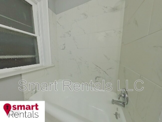 Photo - 4431 S Grand Blvd