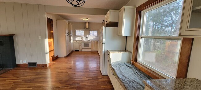 Photo - Charming home close to downtown Traverse City