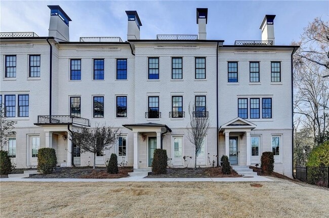 Photo - 435 Mayfair Ct