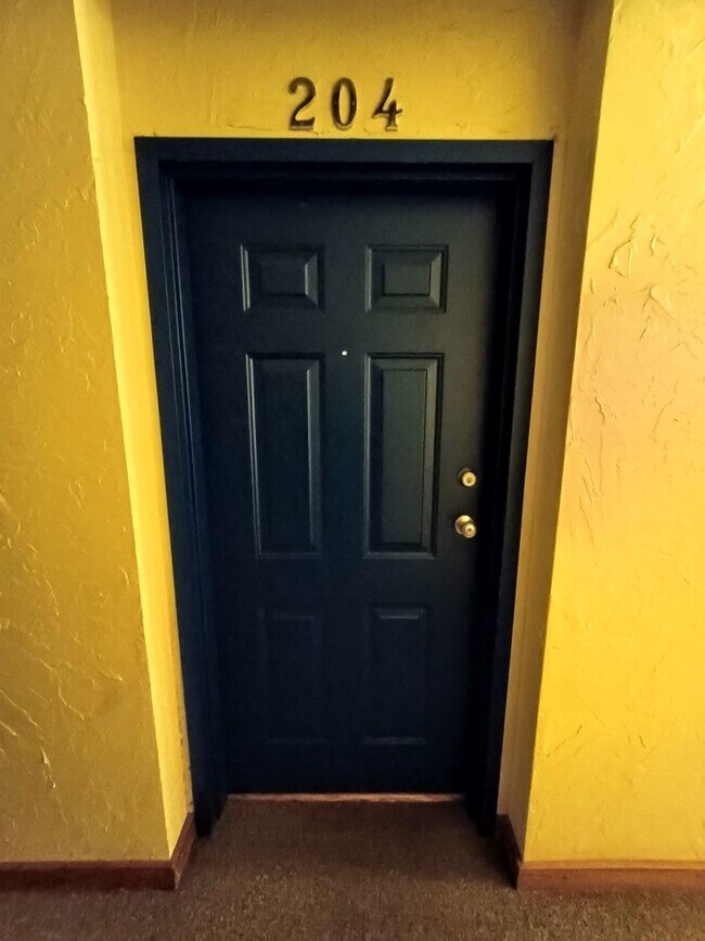 Photo - ? MOVE IN SPECIAL Welcome to Jordan Creek ... Unidad 204