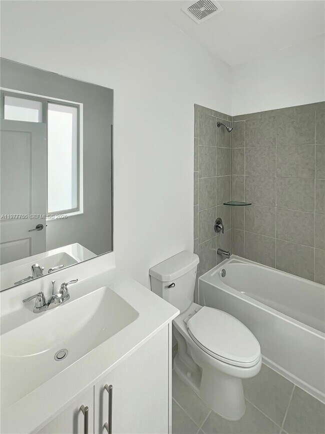 Photo - 1381 SE 7th Ter