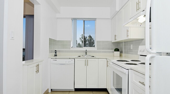 Photo - Shannon Tower Unit 00604