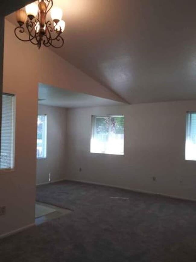 Photo - 3 bedroom 2 bath home close to downtown