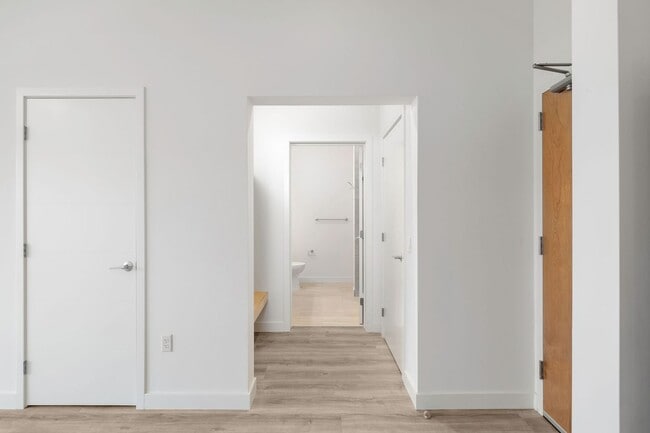 Photo - 375 North Avenue -Sunset House