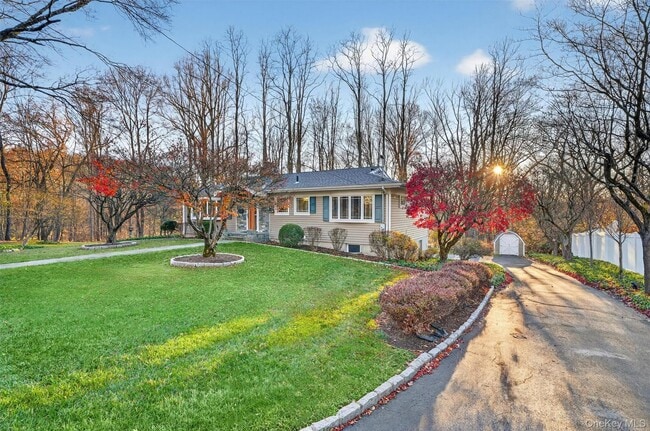 Photo - 350 Spring St