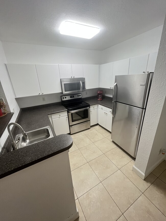 Photo - 304 E South St Unidad 4022