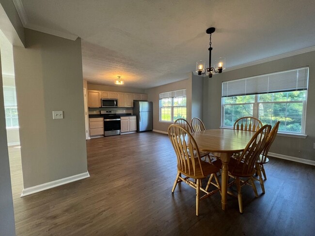 Photo - Charming 3-Bedroom Home with Modern Upgrad...