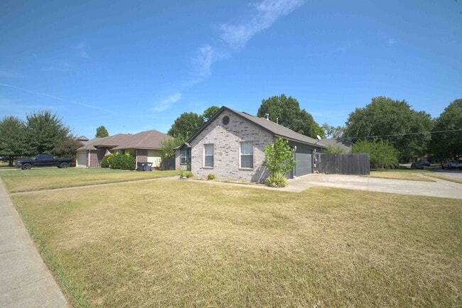 Photo - 11255 S 105th E Ave