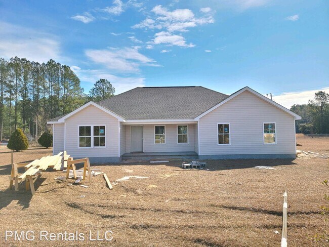 4 br, 2 bath House - 370 Old River Road South - 4 br, 2 bath House - 370 Old River Road South