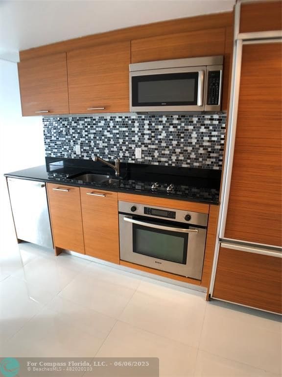 Building Photo - 50 Biscayne Blvd Unit 3709-3709 Rental