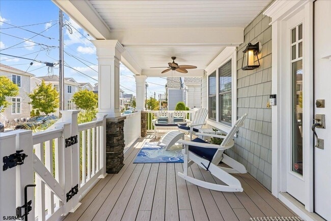 Photo - 122 N Belmont Ave