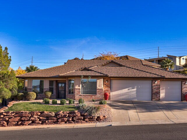 Photo - "Charming Fully-Furnished 1-Bed Oasis with Fireplace & Granite Touches in St. George!"