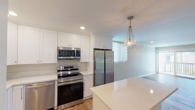 Photo - 4545 Collwood Blvd